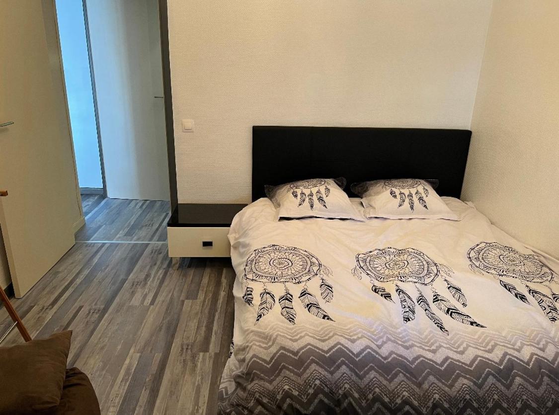 Appartement Proche Gare Routiere Menton Eksteriør bilde